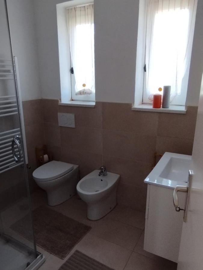 Apartamento La Casina Di Lorenzo Livorno Exterior foto