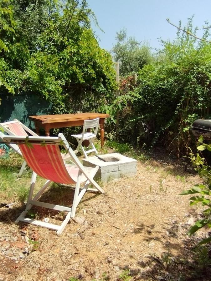Apartamento La Casina Di Lorenzo Livorno Exterior foto